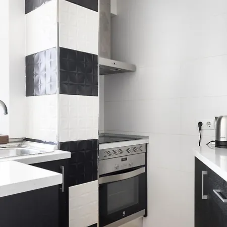 Prime Location With Seaviews In Lägenhet *
